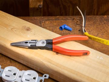 Pliers